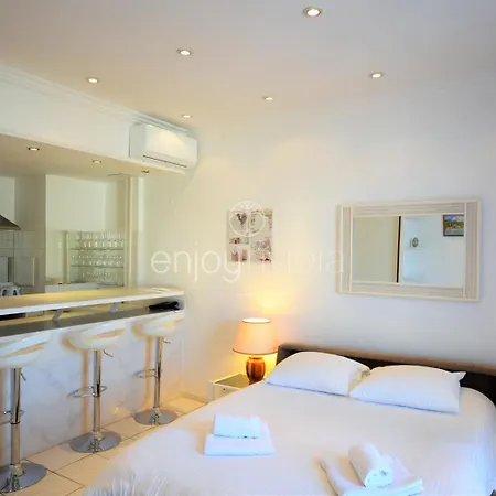 Apartment Palais Miramar - White Jardin - 20m *