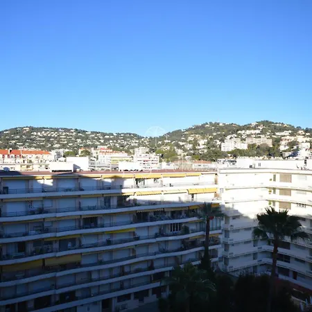 Palais Miramar - White Jardin - 20m Apartment Cannes